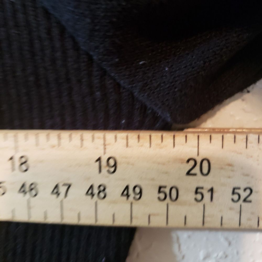 Cambridge Dry Goods Black Zip-Neck Sweater with Gray Pattern - Picture 6 of 7